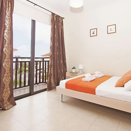 Aricia Villa Paralimni